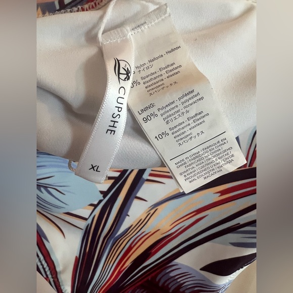 NWT Cupshe High-Waisted Bottoms, Hawaiian/Floral Pattern, Size XL - Picture 2 of 6